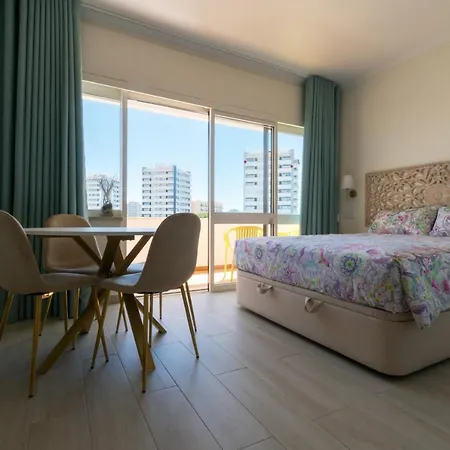Barinel Ocean Breeze Apartment *