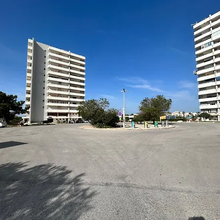 Barinel Ocean Breeze Apartment *